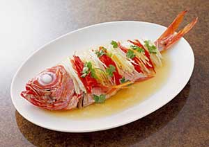 清蒸<a href=http://search.yaolan.com/search/zhishi?searchword=%e9%b1%bc>鱼</a>