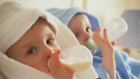 孩子食量小可不可以多放奶粉少兑水?