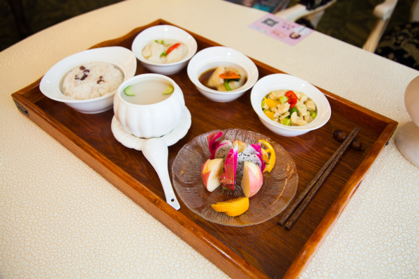 月子餐 (2).jpg